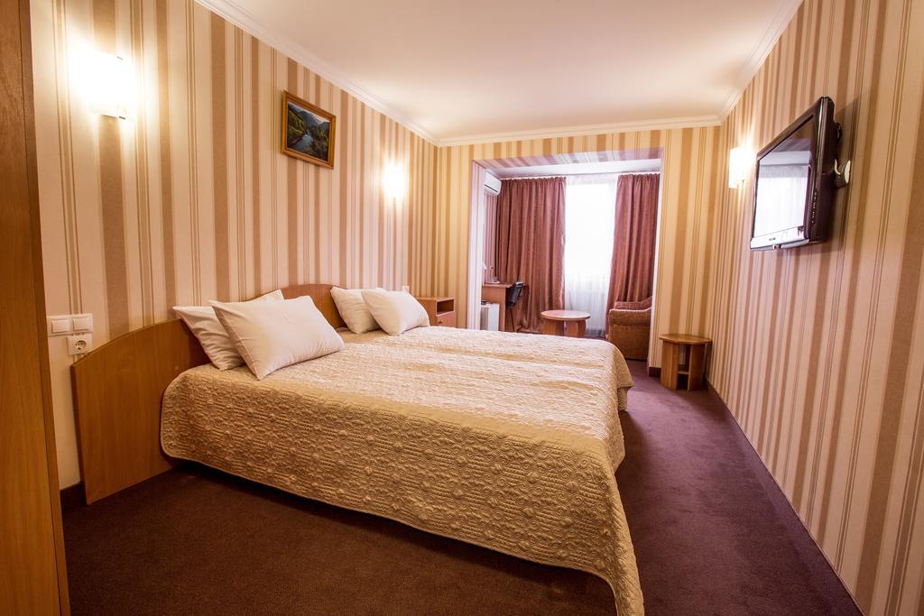 Bukovyna Hotel